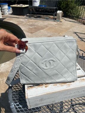 CHANEL White Quilted Lambskin Crossbody Bag with CC Logo